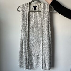 GAP Open-Front Knit Cardigan Vest In Grey and White, Size M
